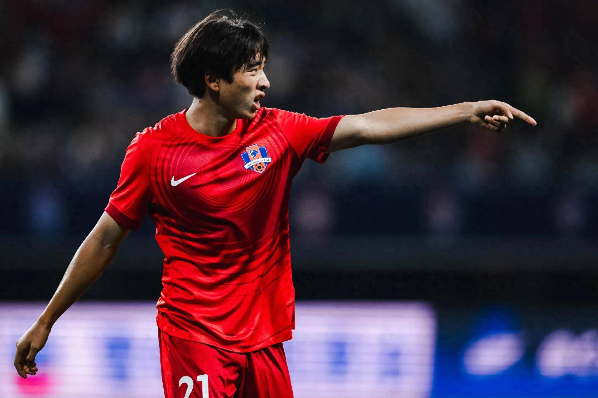 开云体育-欧塞尔队客场险胜，斩获关键胜利