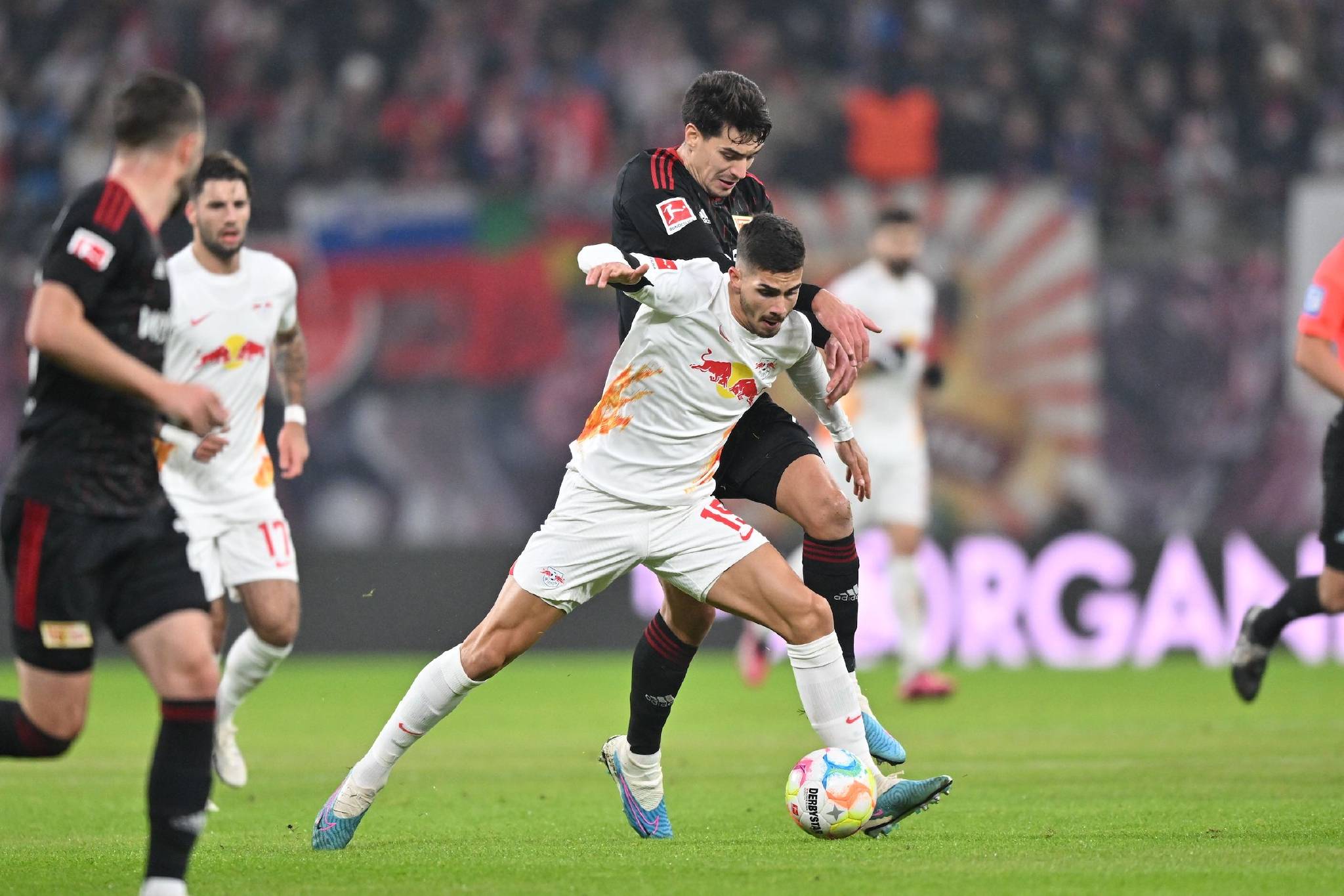 开云sport-莱比锡红牛主场胜利,领先优势扩大的简单介绍