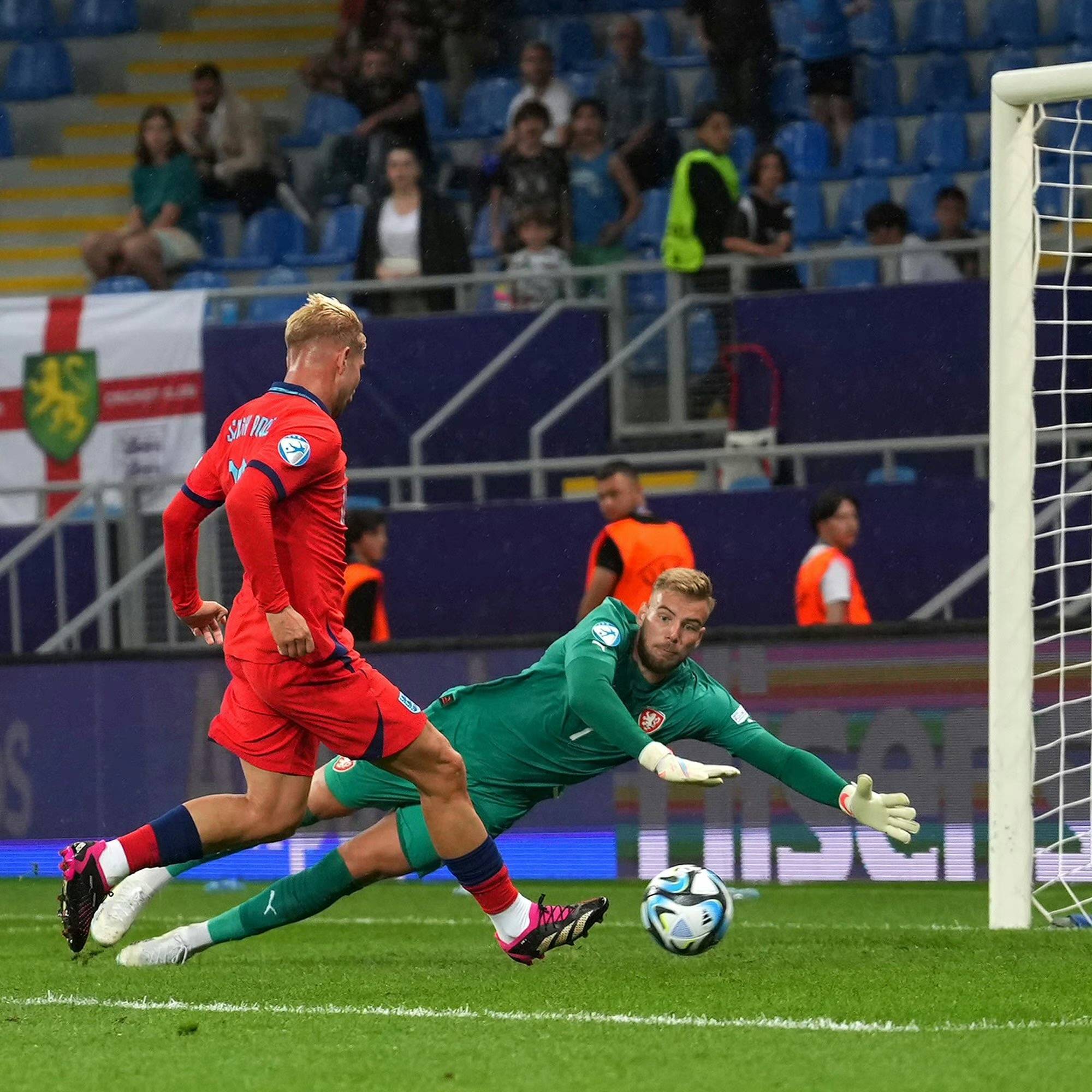 开云体育官网-包含拜仁慕尼黑重夺胜利,实力再度得到验证的词条