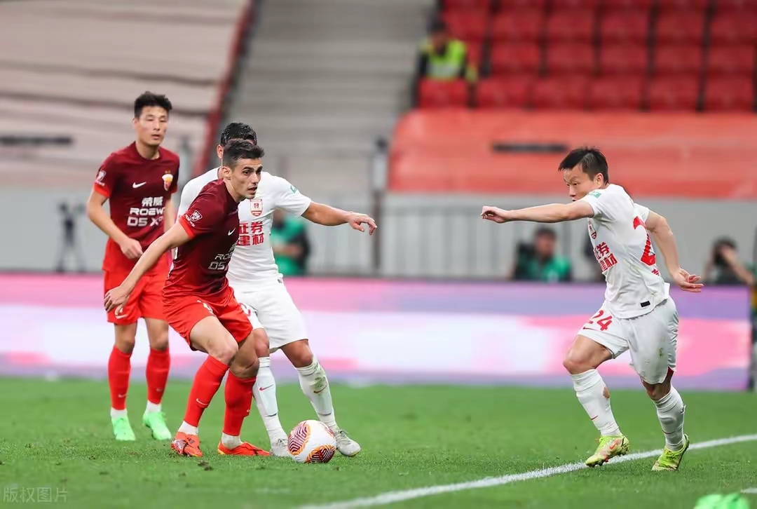 开云体育-世界级球员展现绝技,球队实力强劲的简单介绍