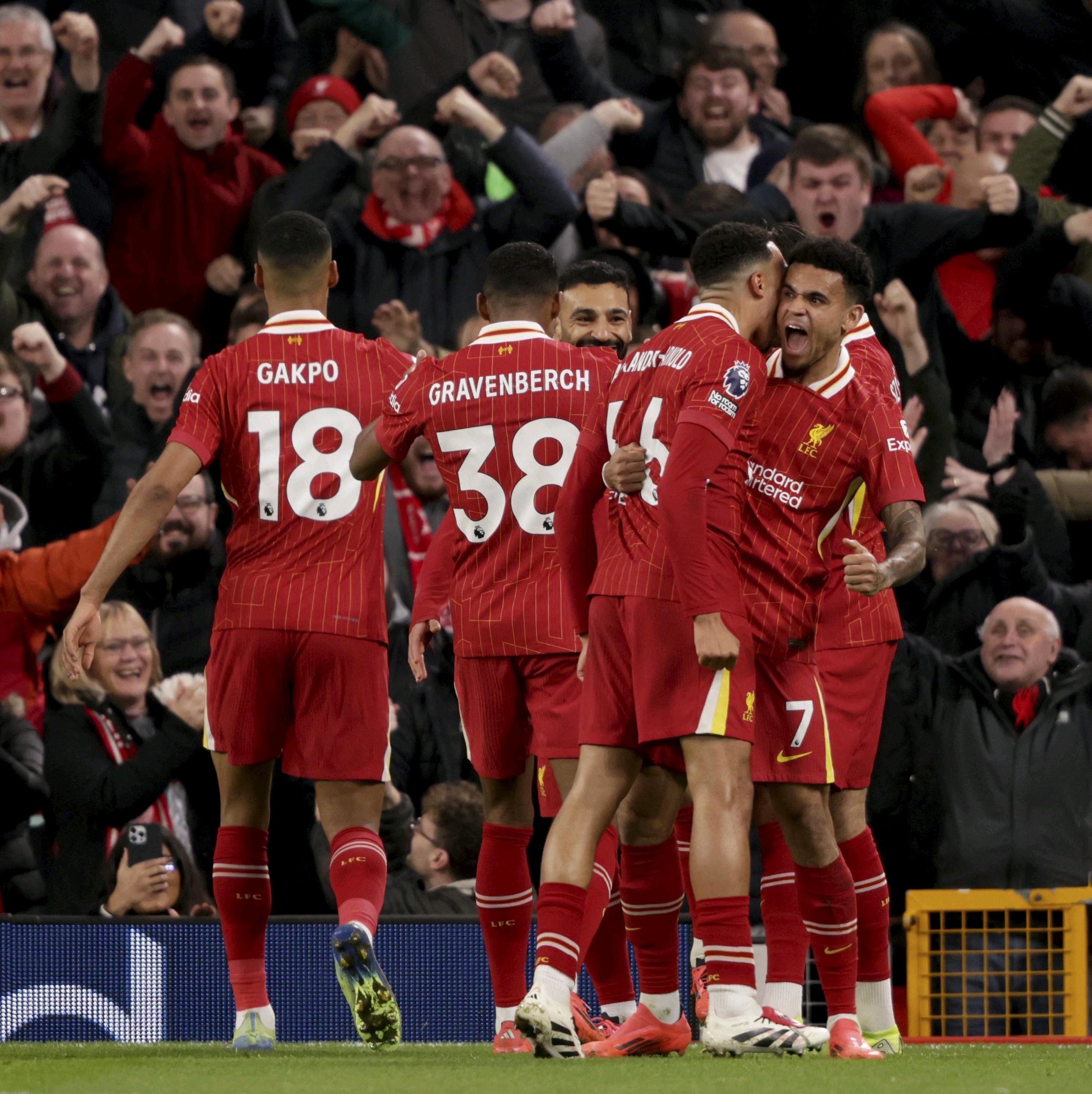 利物浦备战发起,球队全神贯注的简单介绍 利物浦备战发起,球队全神贯注的简单介绍