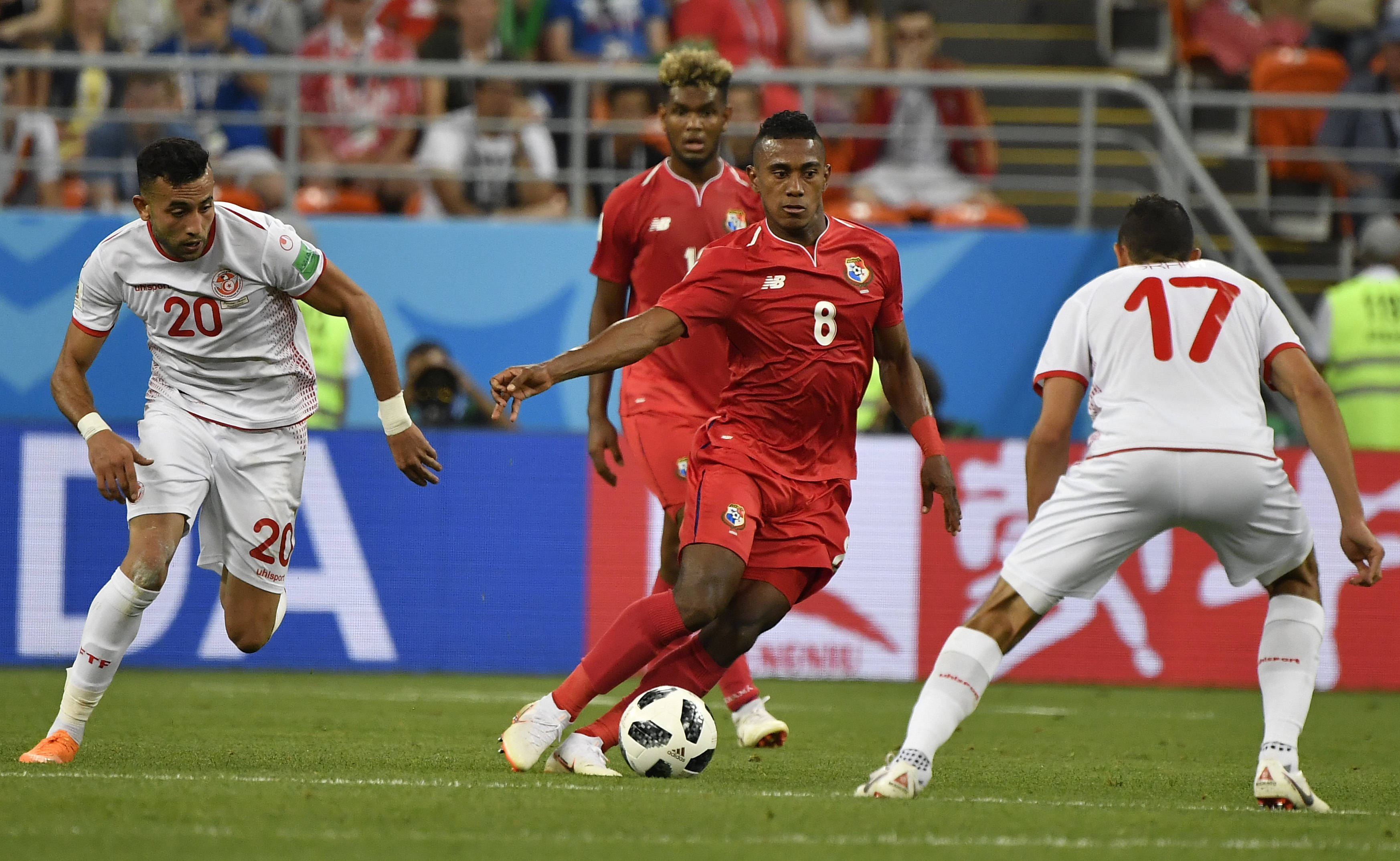 比利时大胜芬兰，欧洲杯小组赛全胜