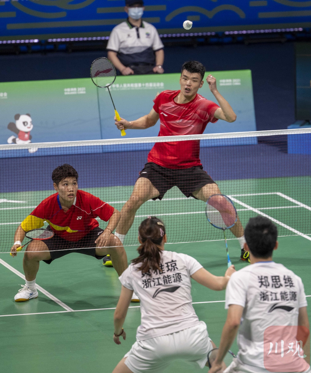 开云APP-史诗对决!羽毛球上演极限翻盘的简单介绍