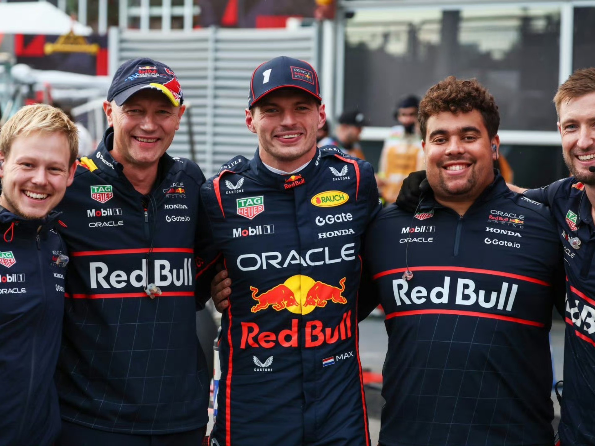 红牛二队鏖战阿斯顿马丁，维斯塔潘扛起全队的简单介绍