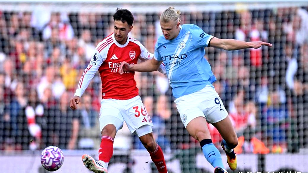 开云体育官网-防线失守！豪门球队遭遇连败，卫冕悬疑