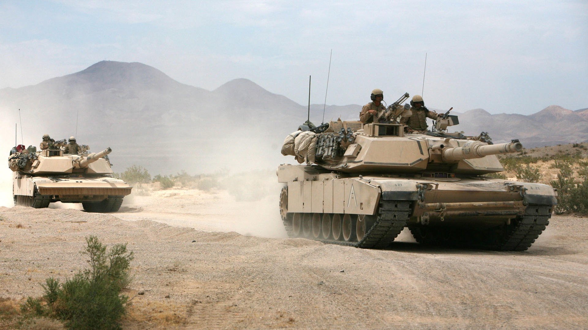 时空竞技场，当足球加时赛邂逅F1起跑线—东方面孔的共同挑战