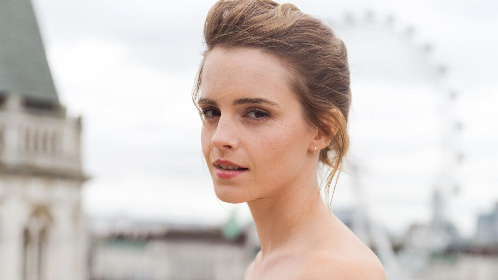 当布伦森风暴席卷球场，鹈鹕冰与火终结吉林铁血之师