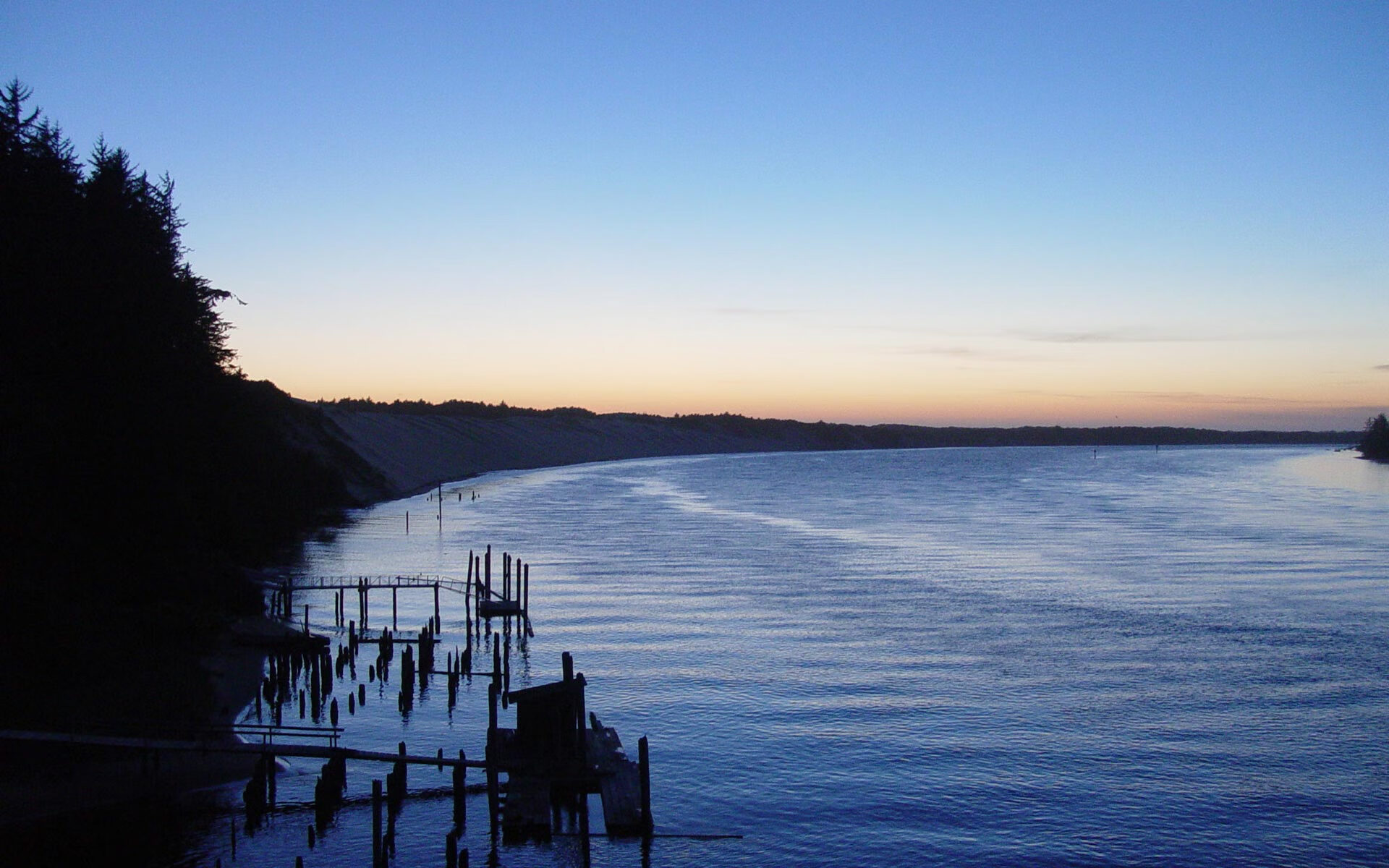 天山铁壁与独行侠刺客，当新疆队横扫勇士，欧文撕裂篮球哲学