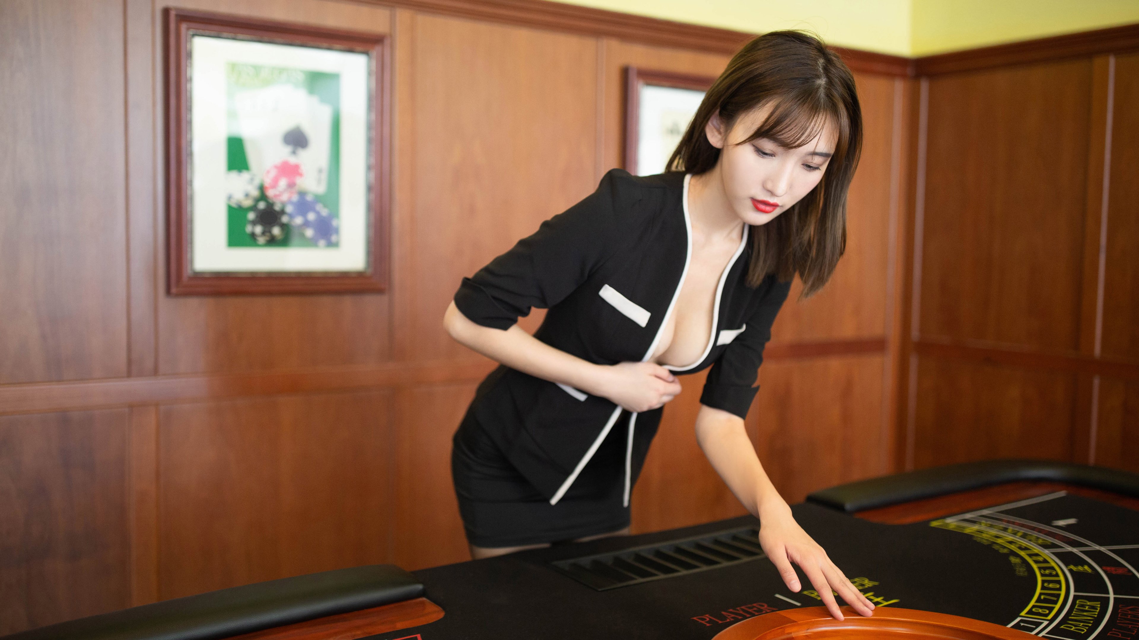 开云官网-一记改变了西决格局的中投，保罗19分末节封神，快船抢七巅峰战险胜马刺